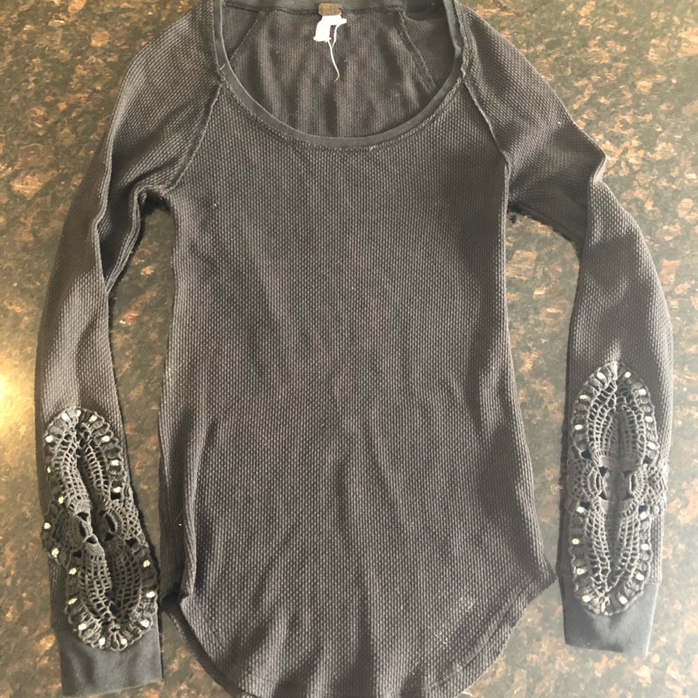 Free People Crochet cuff Thermal